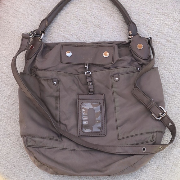 marc jacobs bags canada